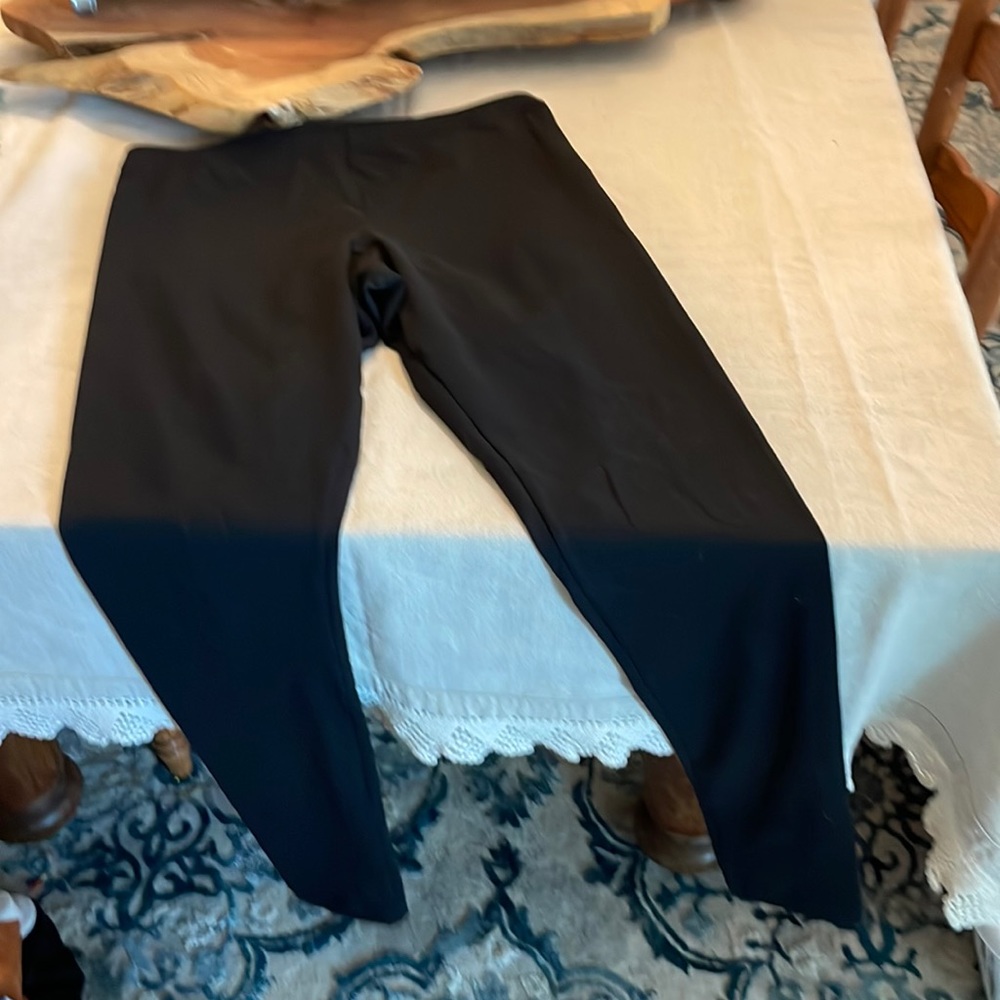 Black leggings